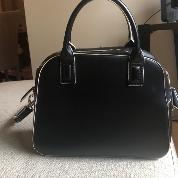 Black and Grey Snake Skin Vera Bradley Bowler Bag - Picture 6 of 6